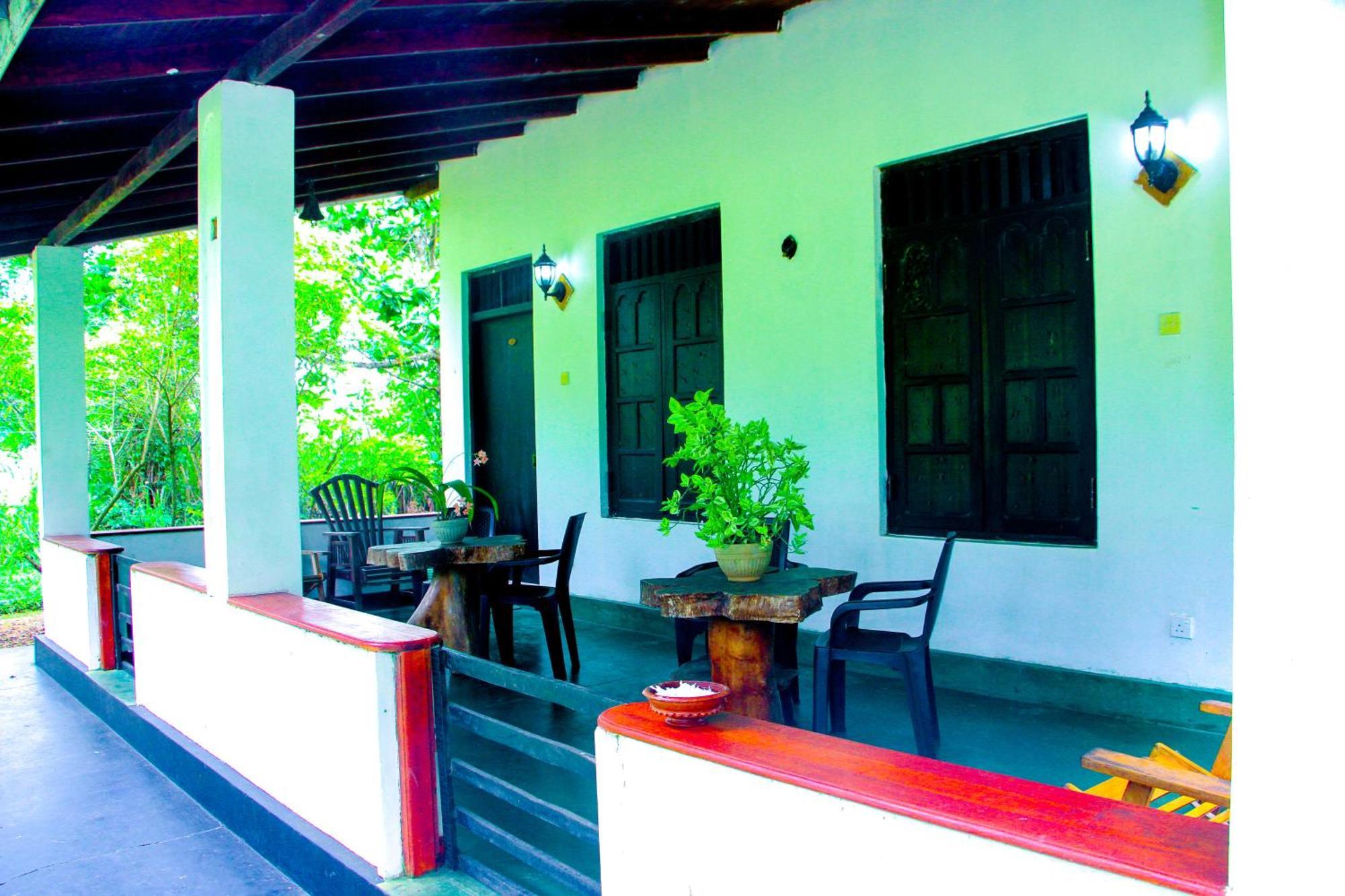 Bed and Breakfast Banana Rest Sigiriya Exterior foto